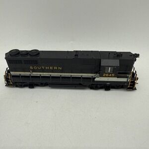 Kato HO Scale Southern 2645 Locomotive Made In Japan Untested